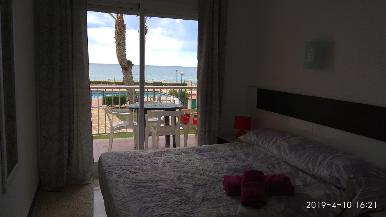 Apartamento Primera Linea De Mar Denia Luaran gambar