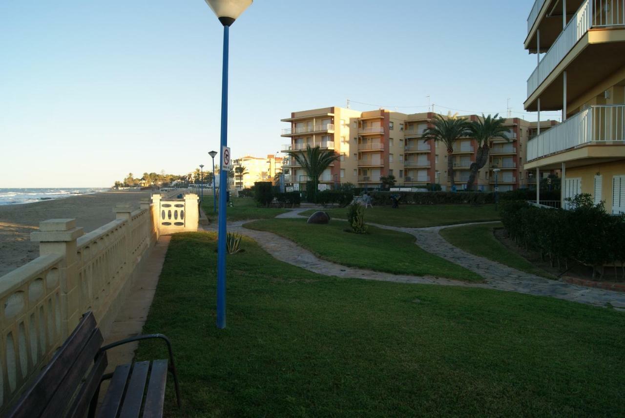 Apartamento Primera Linea De Mar Denia Luaran gambar